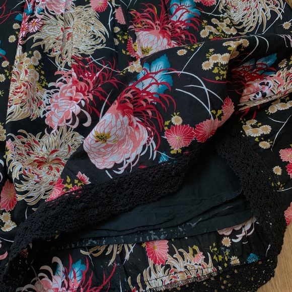 prairie boho midi skirt with black floral, XL - Picture 3 of 5